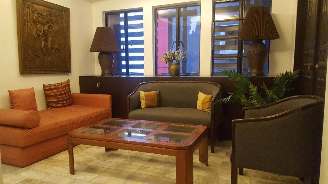 Gervasia Hotel Makati Makati City Buitenkant foto
